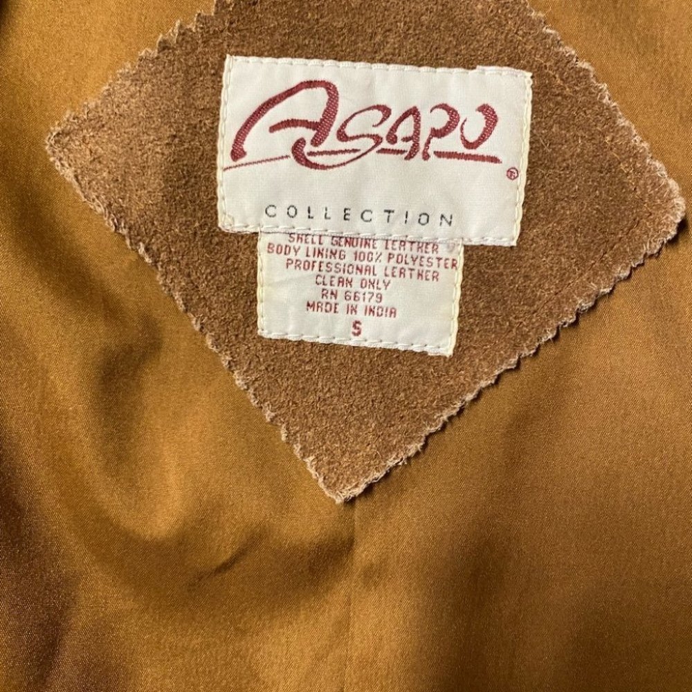 Vintage Agapo Embroidered Leather Vest - Picture 6 of 8